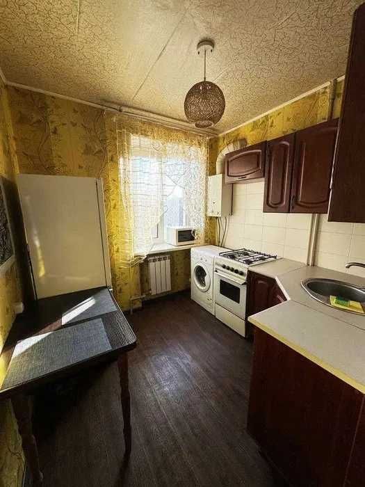 Продам 1 комнатную квартиру центр