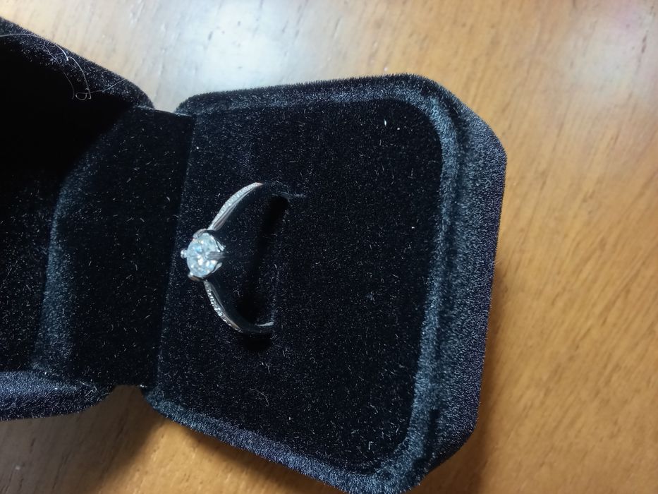 Anel em Prata com Diamante Certificado CVD