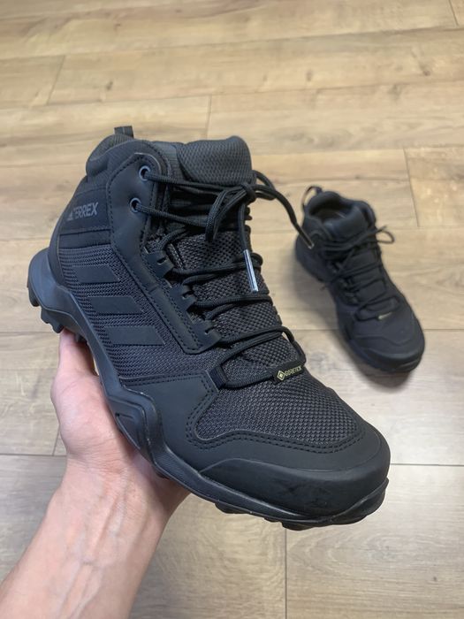 Adidas Terrex gore-tex (41 розмір)