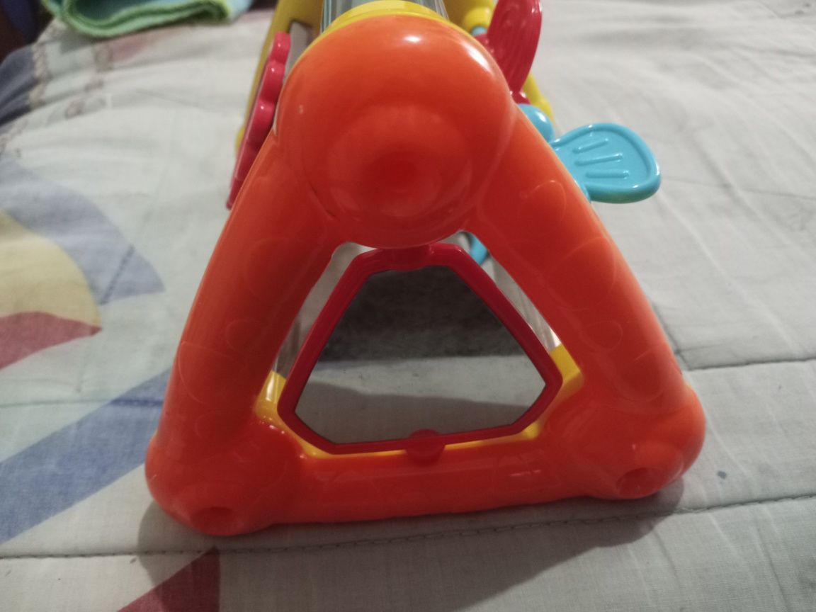 Brinquedo bebê interação