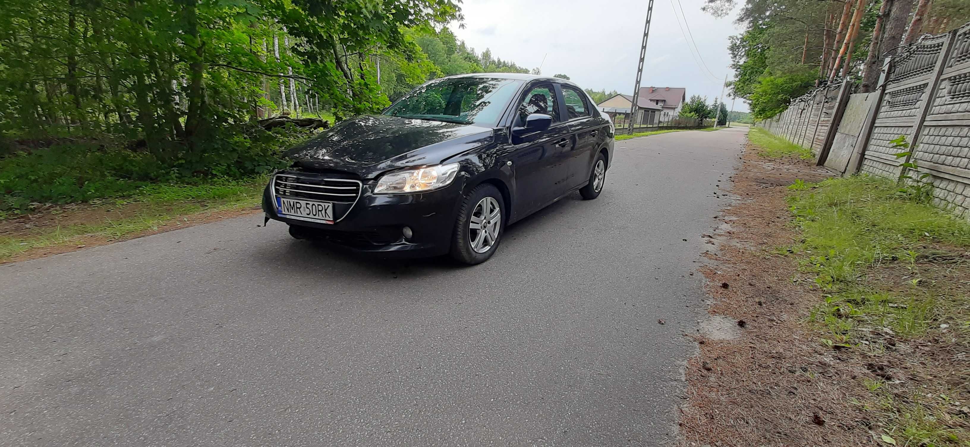 PEUGEOT 301 1.6 E-HDI  2013 r   Uszkodzony Jeżdżący Transport pod dom