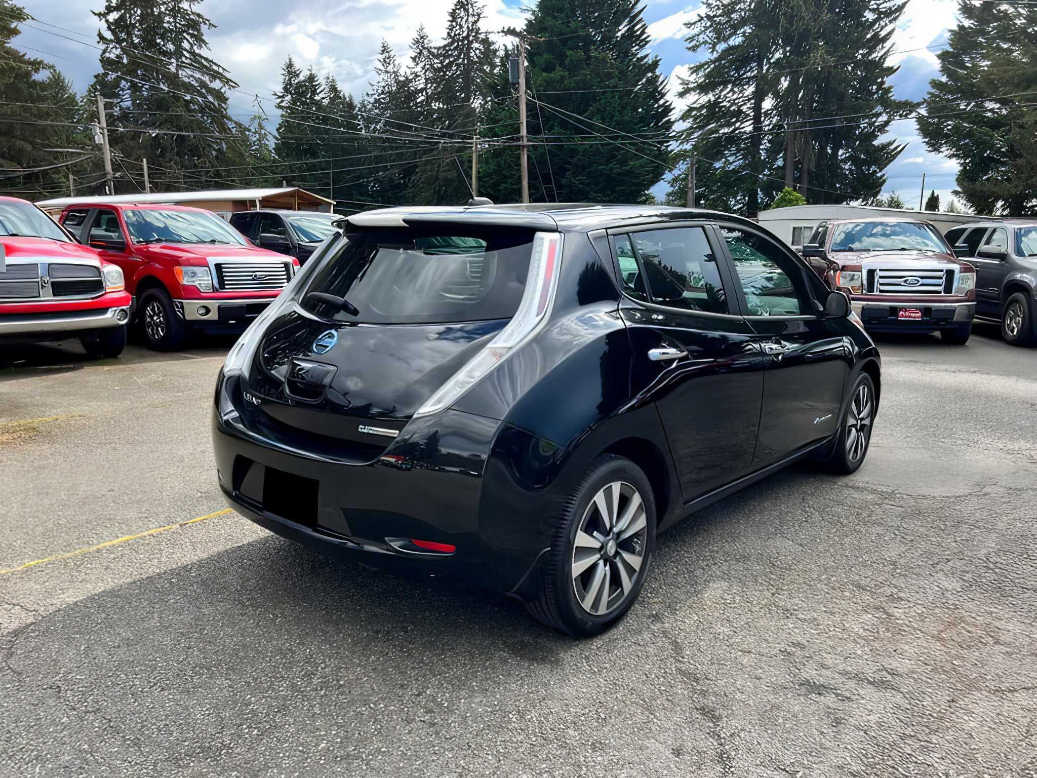 2016 Nissan LEAF SV