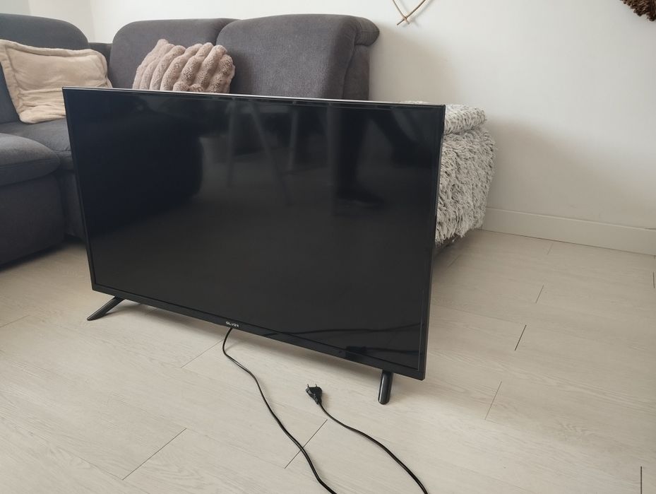 Tv silver 43 AVARIADA