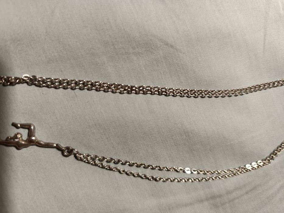 Ланцюжок з кулоном гімнастки