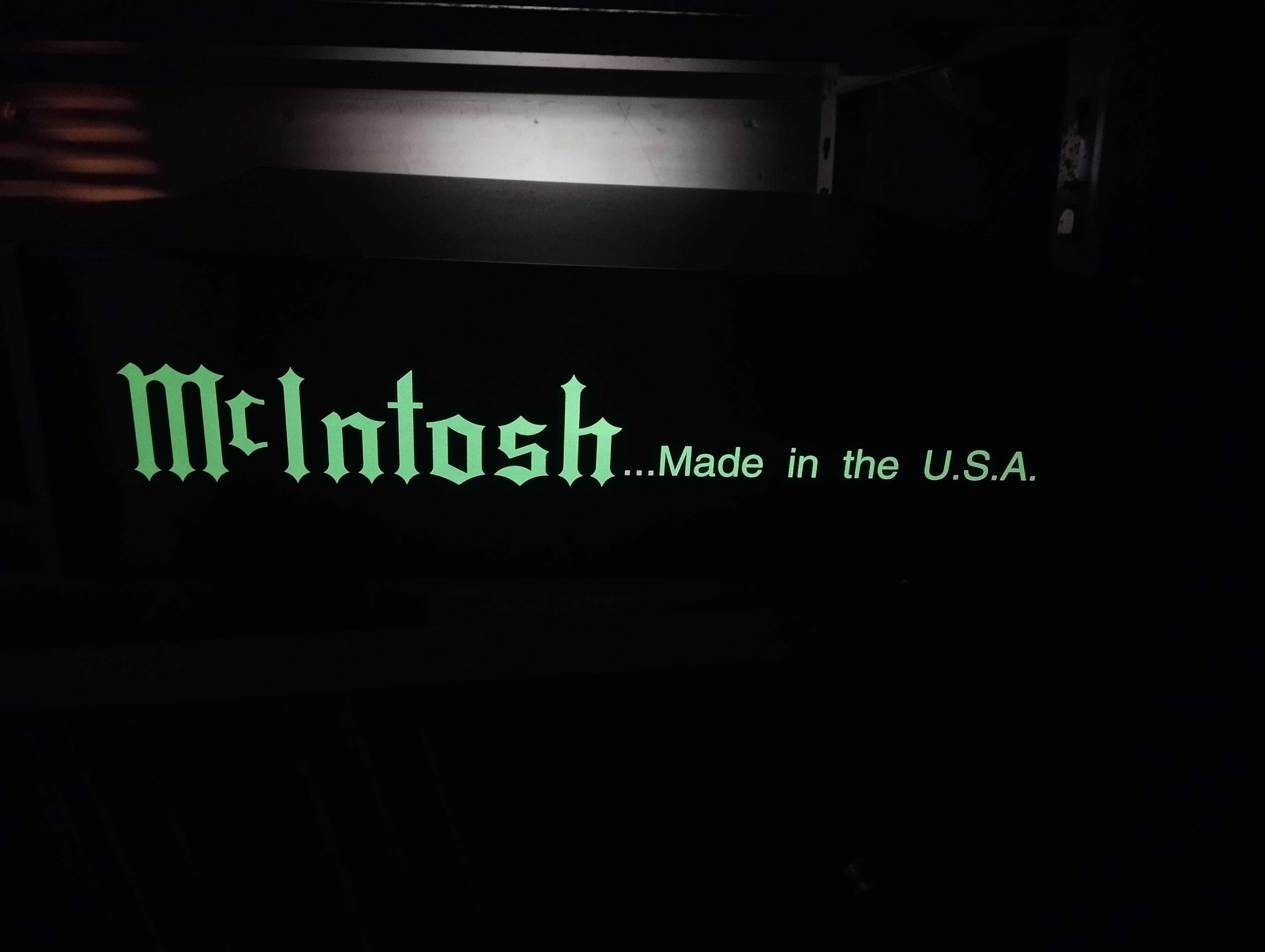 Mcintosh Light Display