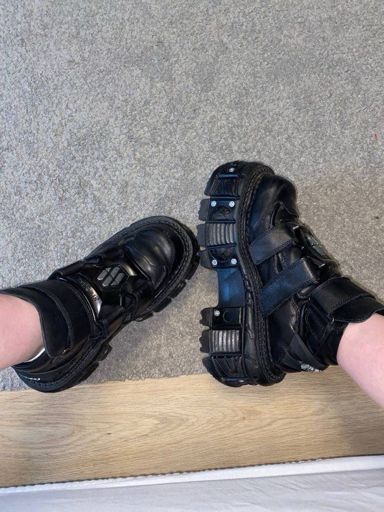 Buty New Rock używany