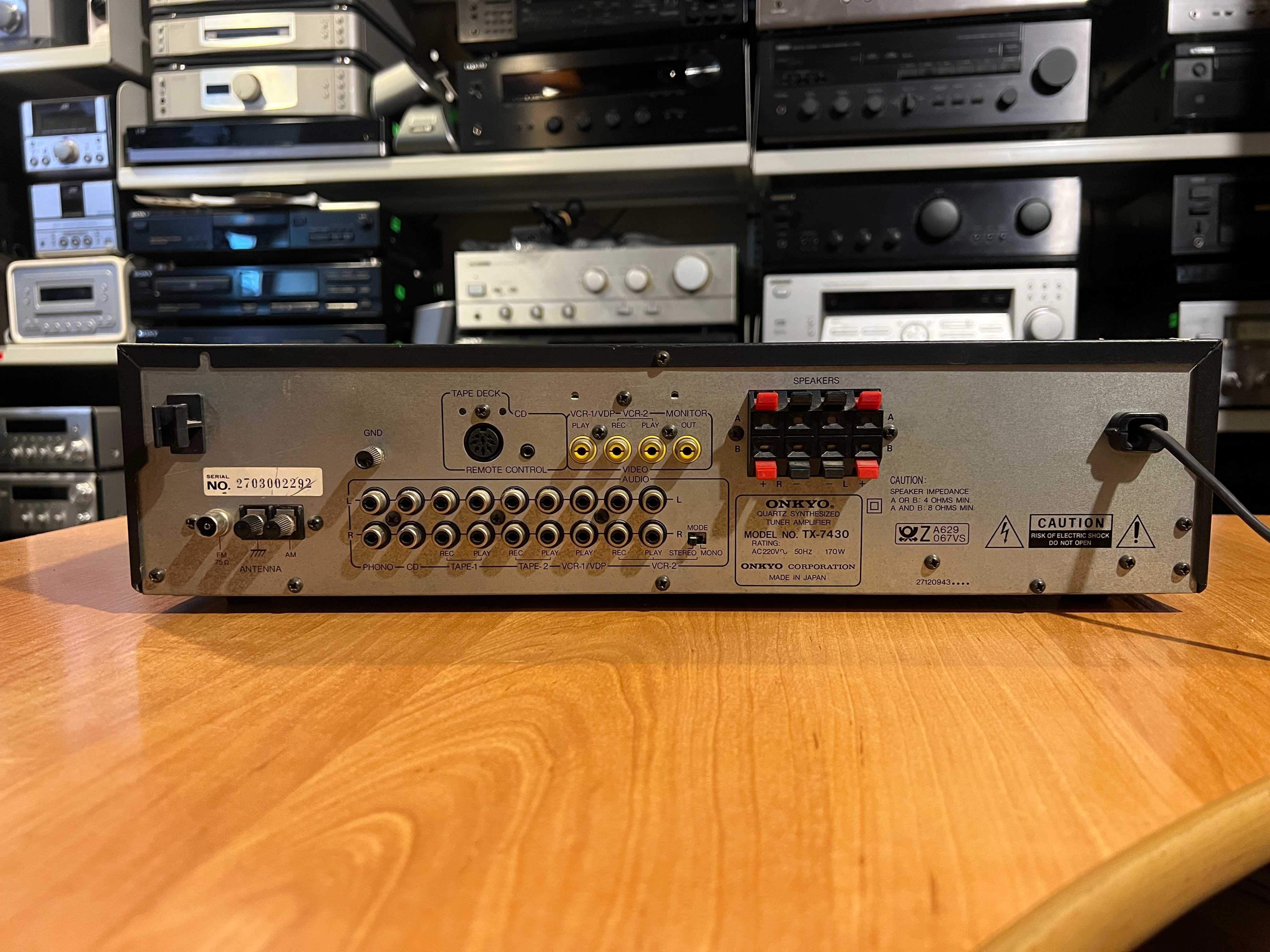 Amplituner Onkyo TX-7430 Audio Room