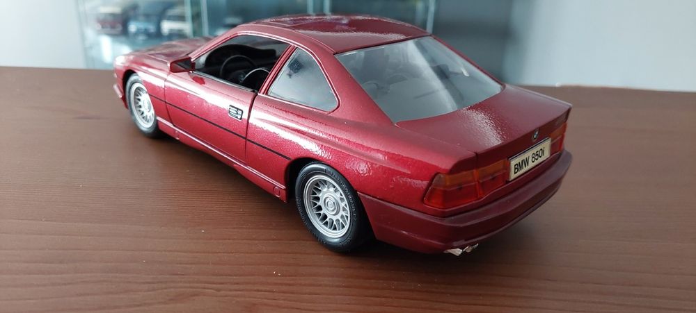 Model 1:18 Bmw 850i E31 Maisto