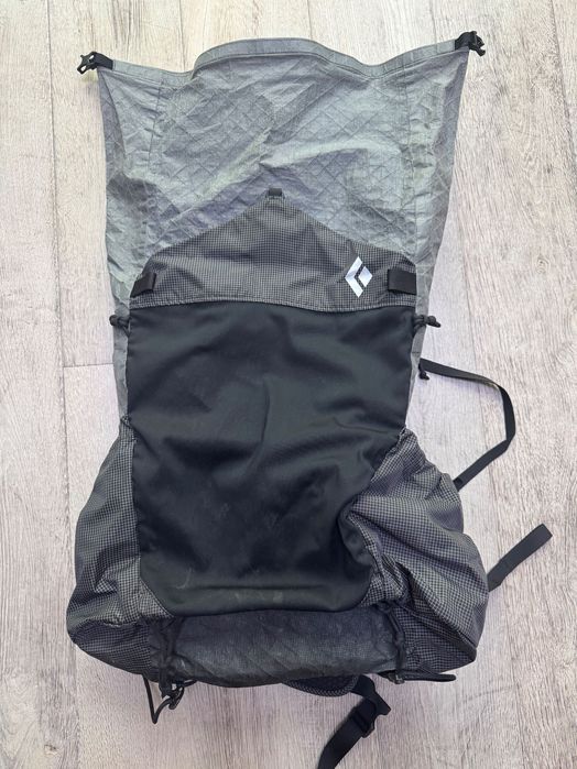 Plecak Black Diamond Beta Light 45 - storm gray