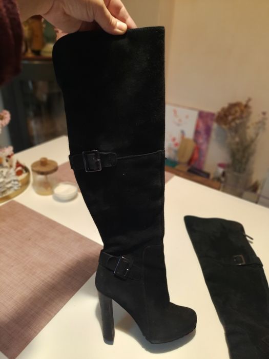 Сапоги демисезонные замшевые батфорти  37 р 23 см Guess