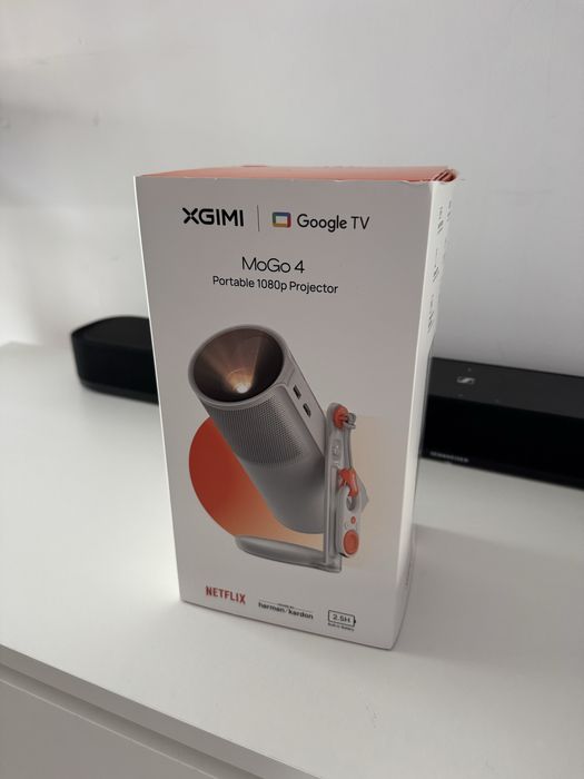 Projetor portatil xgimi mogo4 com pes