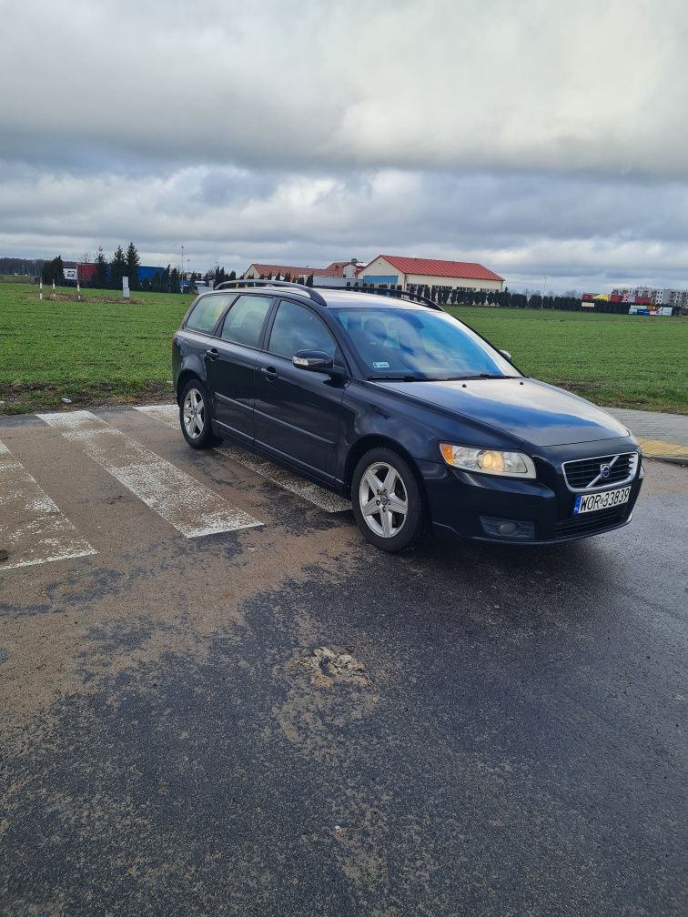 Volvo v50 2.0d lift