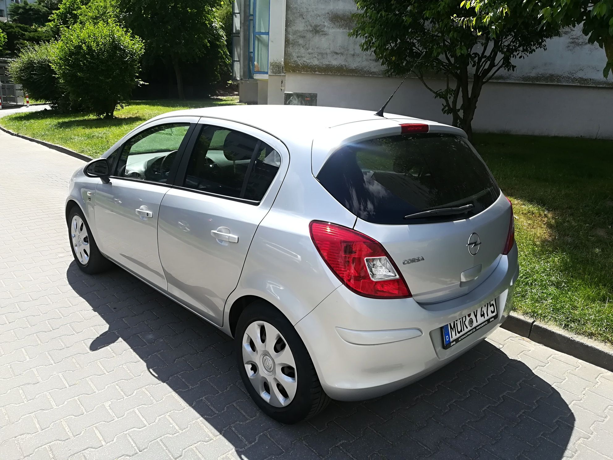 Opel Corsa 1.2 b.85km. Klima..ładna
