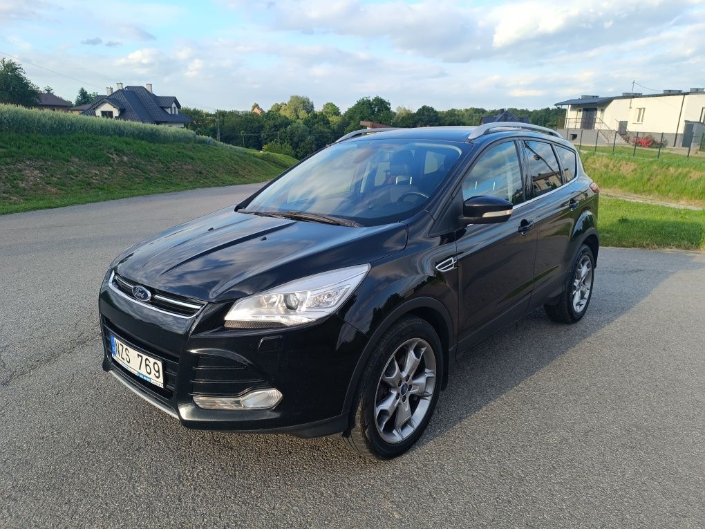 Ford Kuga 2,0tdci Titanium automat LED Xenon dwa kpl kół 4*4