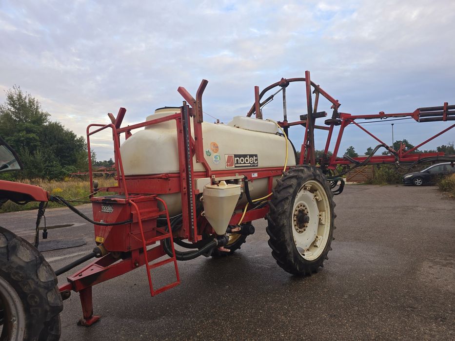 Opryskiwacz Kuhn Nodet 24m 3000L własna hydraulika