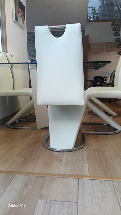 Mesa mais 6 cadeiras