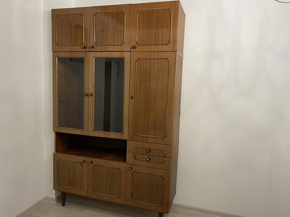 Продам шафу в доброму стані