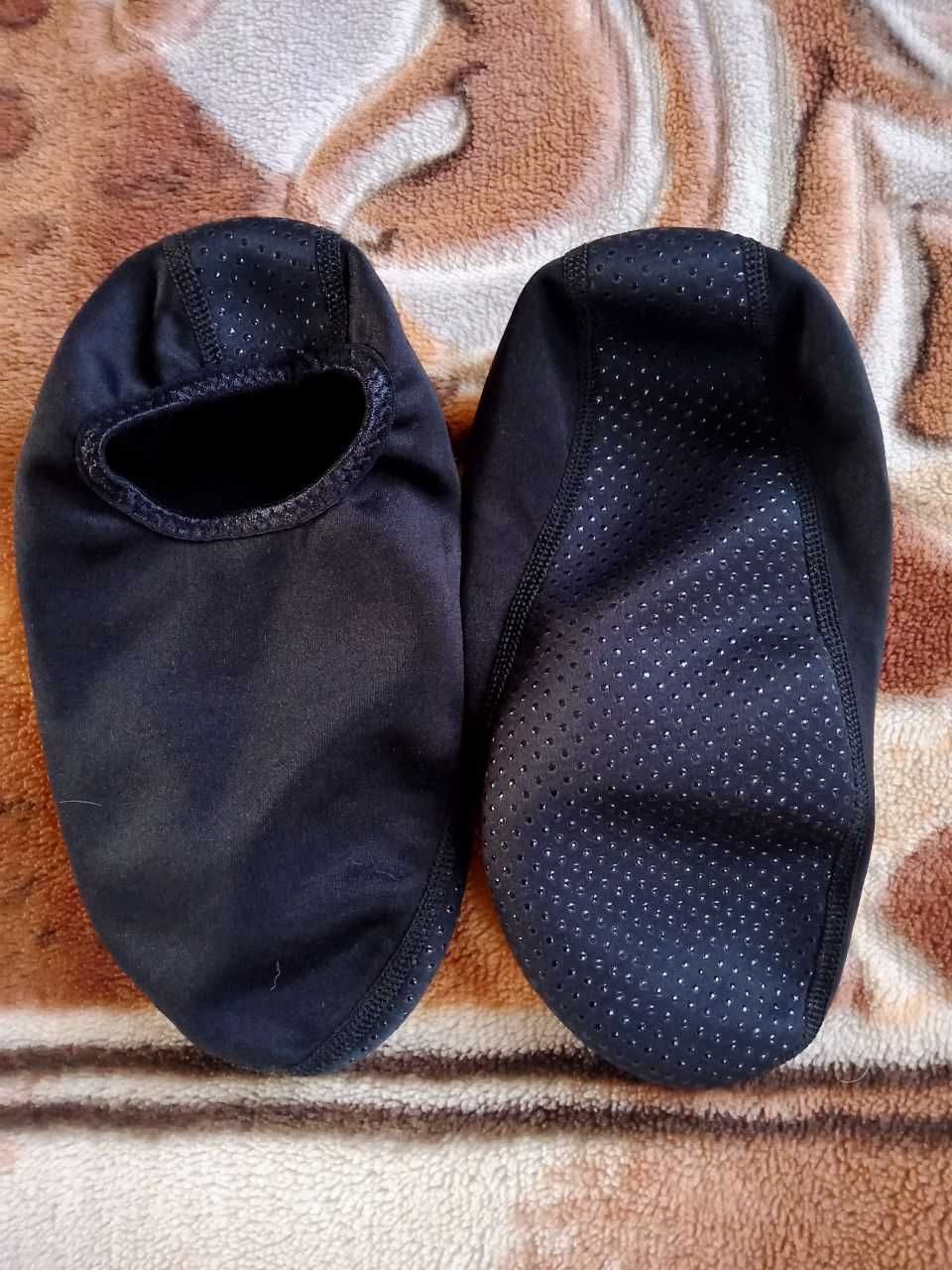Аквашузи,тапочки для води, коралки