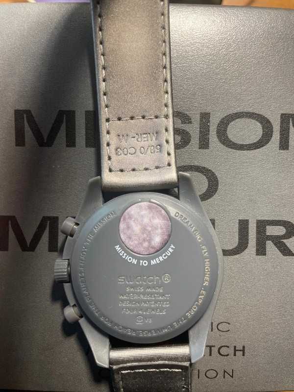 SO33A100 Mercury x Omega Swatch Czarna Energia