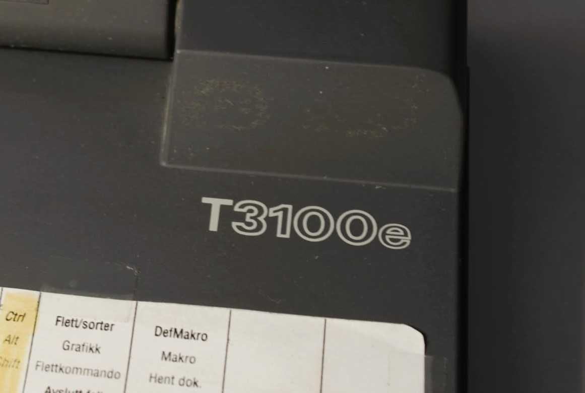 Computador Não Portátil Toshiba T3100e - O Pioneiro da Década de 80!