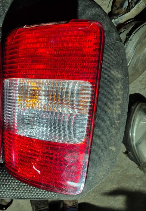 Задній ліхтар, стоп, R правий  Volkswagen Caddy