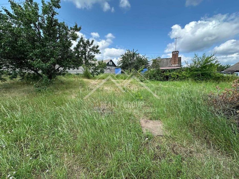 Продаж будинку з гаражем в Металургійному районі