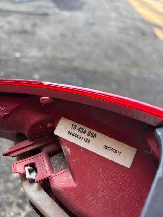 Opel Meriva B II Lampa W Błotnik Prawa tylna Prawy tył