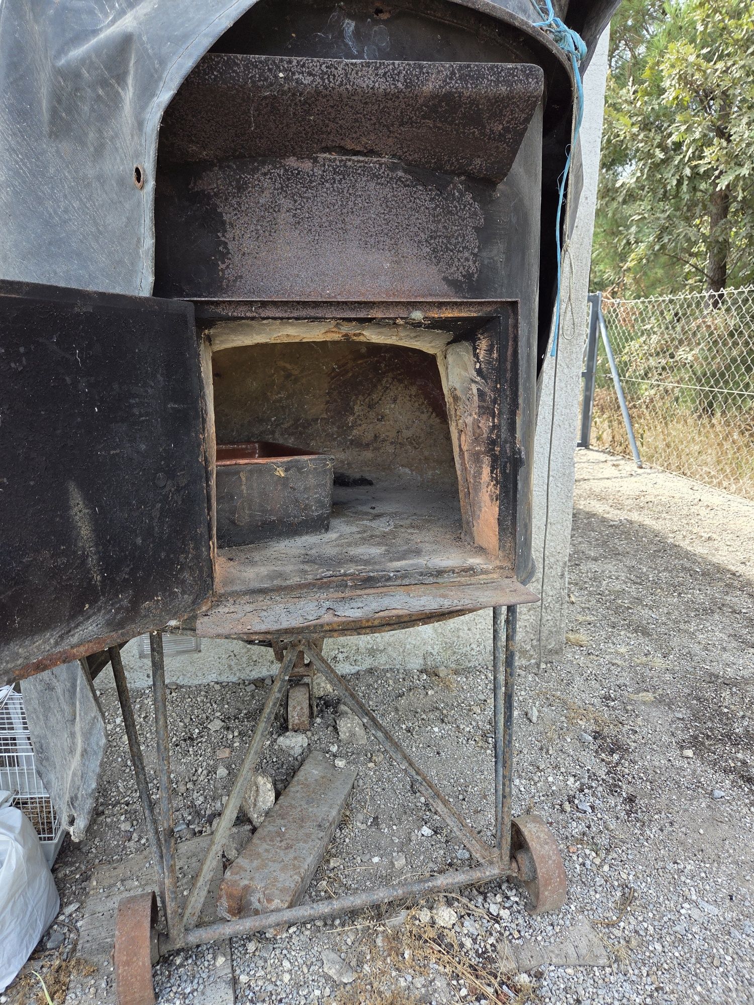 Vendo forno a lenha