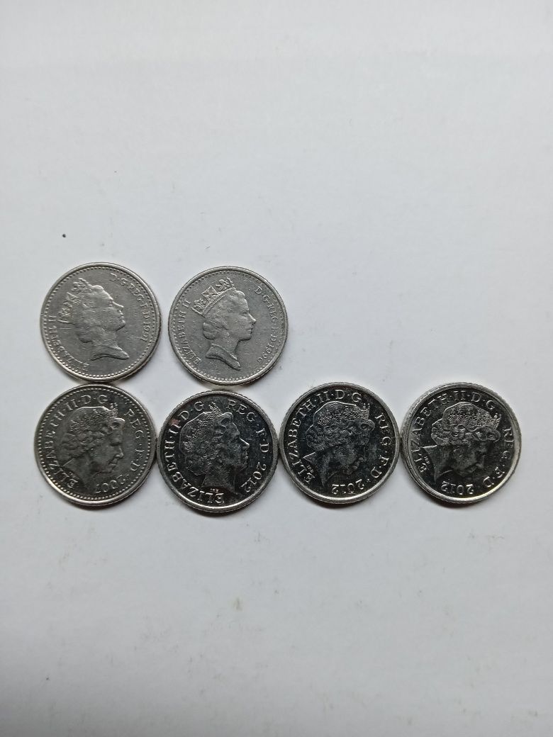 Монети 5 PENCE  різних років в ідеальному стані.