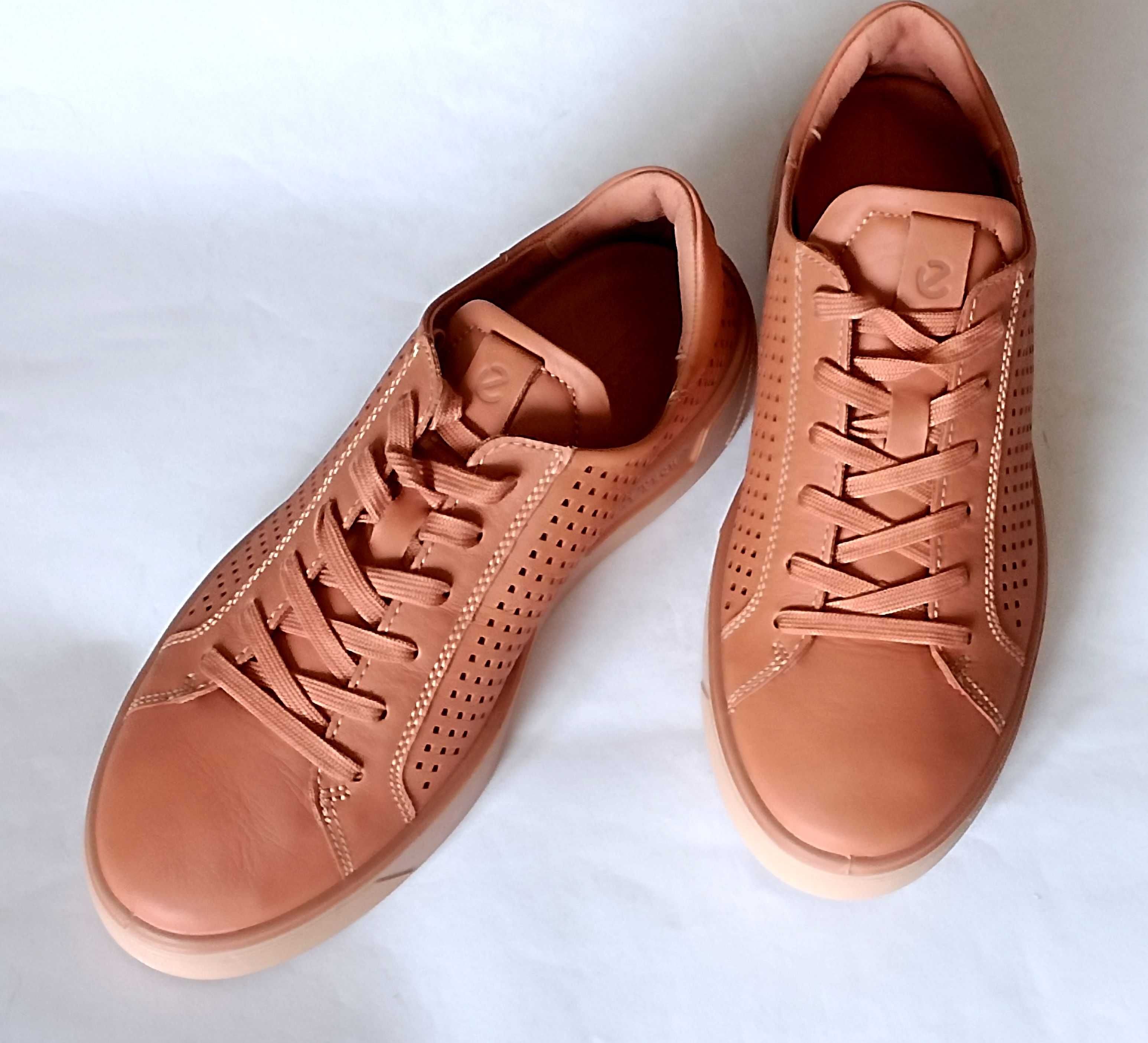 ECCO кеды низкие  STREET TRAY  40р