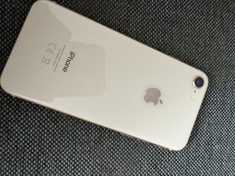 iPhone 8 64 gb używany