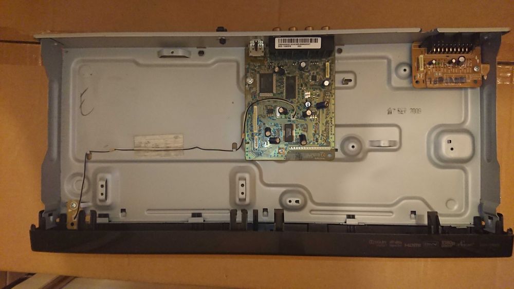 Odtwarzacz DVD Samsung DVD-1080PR na części