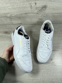 Puma білосніжні кроси