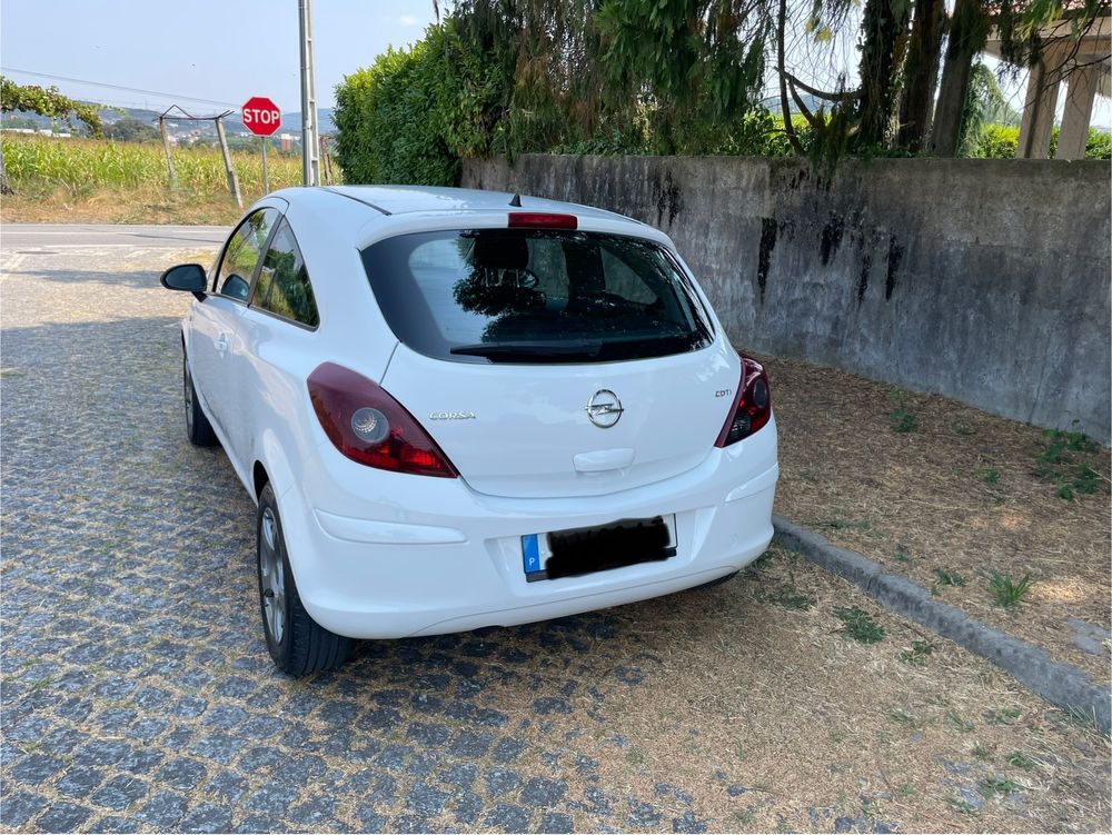 Opel corsa D 1.3 CDTI