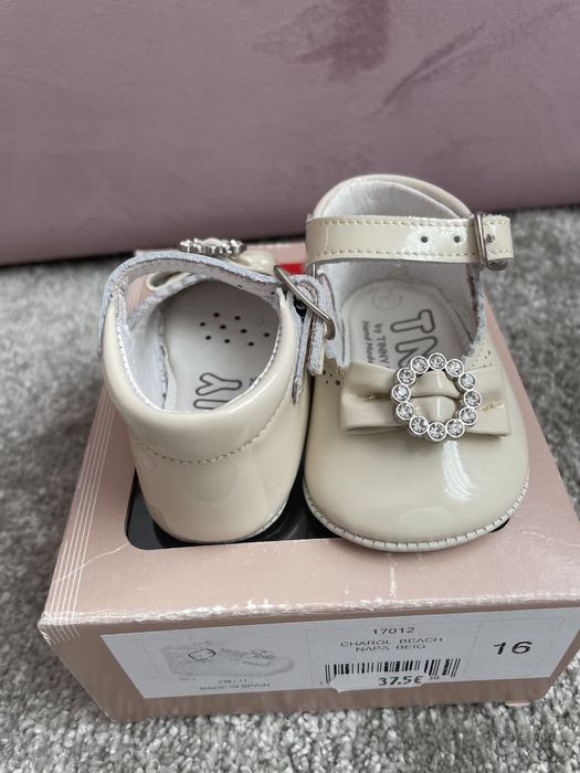 Sapatinho Bébé Tamanho 16 TNY