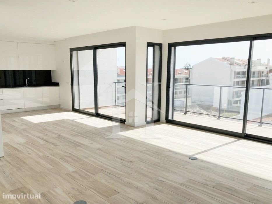 Apartamento T3 com Vista Mar em Atouguia da Baleia, Peniche