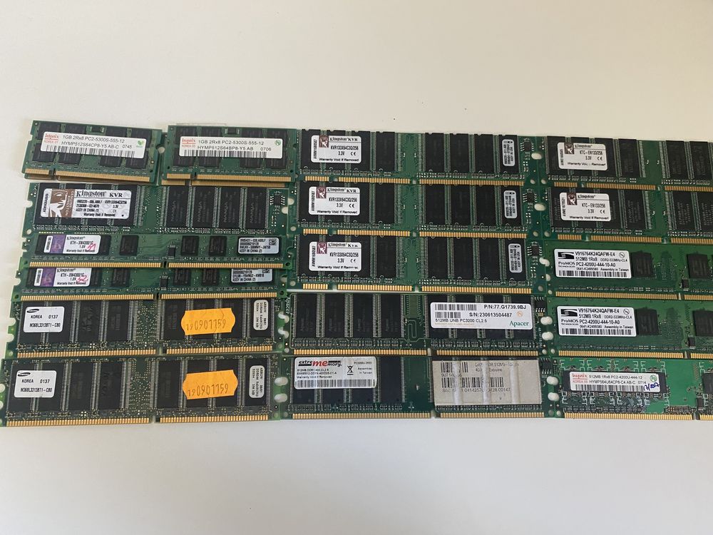 Lote Memórias RAM DDR1 DDR2 - 1GB, 512MB, 256MB)