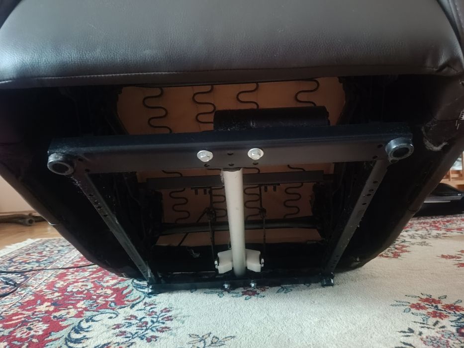 Fotel rozkładany ekoskóra elektryczny