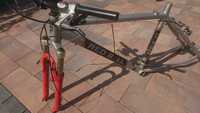 Rama rowerowa RedBull (wysokość 48 cm)+ osprzęt DEORE XT, LX