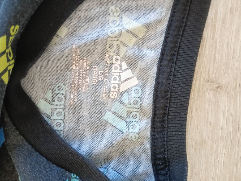 T-shirt adidas dla  12-13 latka