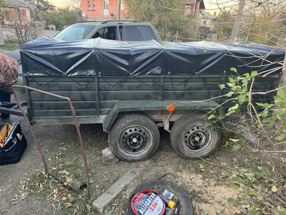 Продам прицеп двоосний