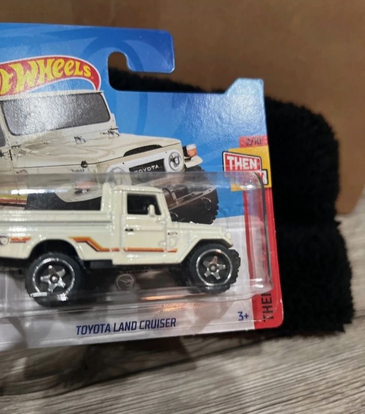 Toyota land cruiser TH hot wheels