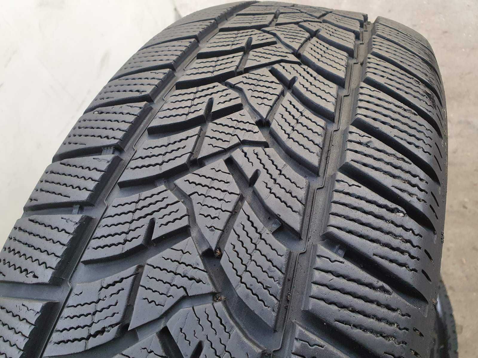 4x Dunlop Winter Sport 5 SUV  235/60r18  6,5mm