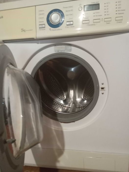 Продам пральну машинку LG 6кг.