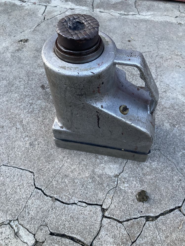 Podnośnik hydrauliczny Skamet 16 t lewarek