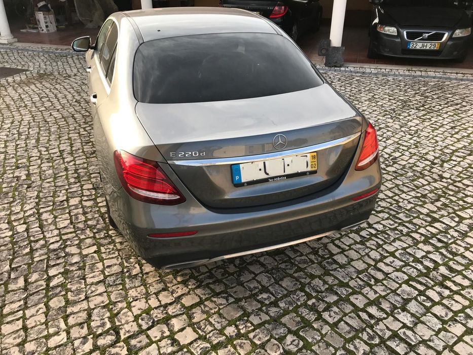 Mercedes Benz - E220 d - Interiores extra