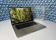 MacBook Air 15 M2 256Gb 2023 Starlight, 48 циклов