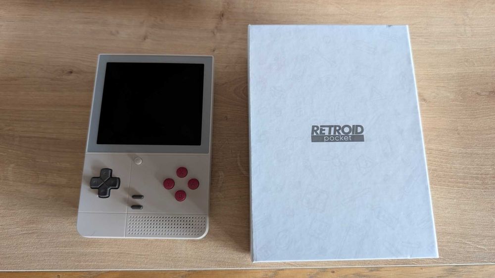 Retroid Pocket Classic - OLED - 8/128