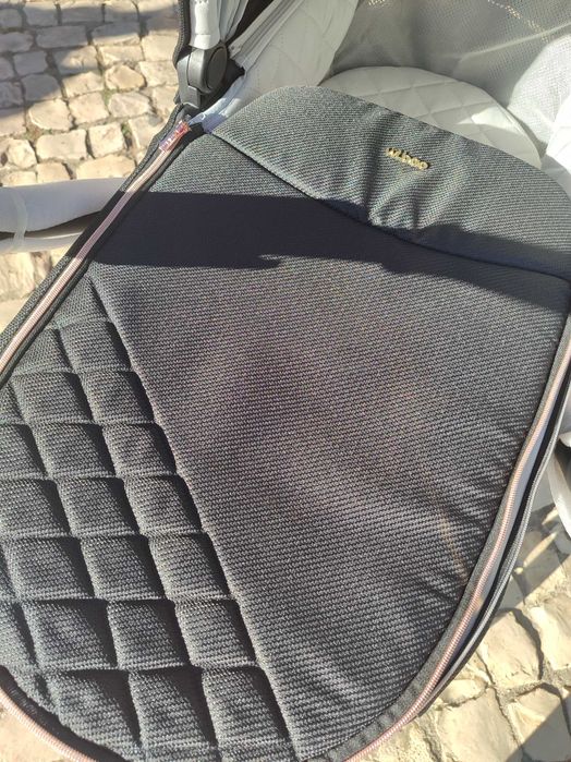 carrinho de bebê TRIO novo