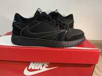 Кросівки Nike 37,5